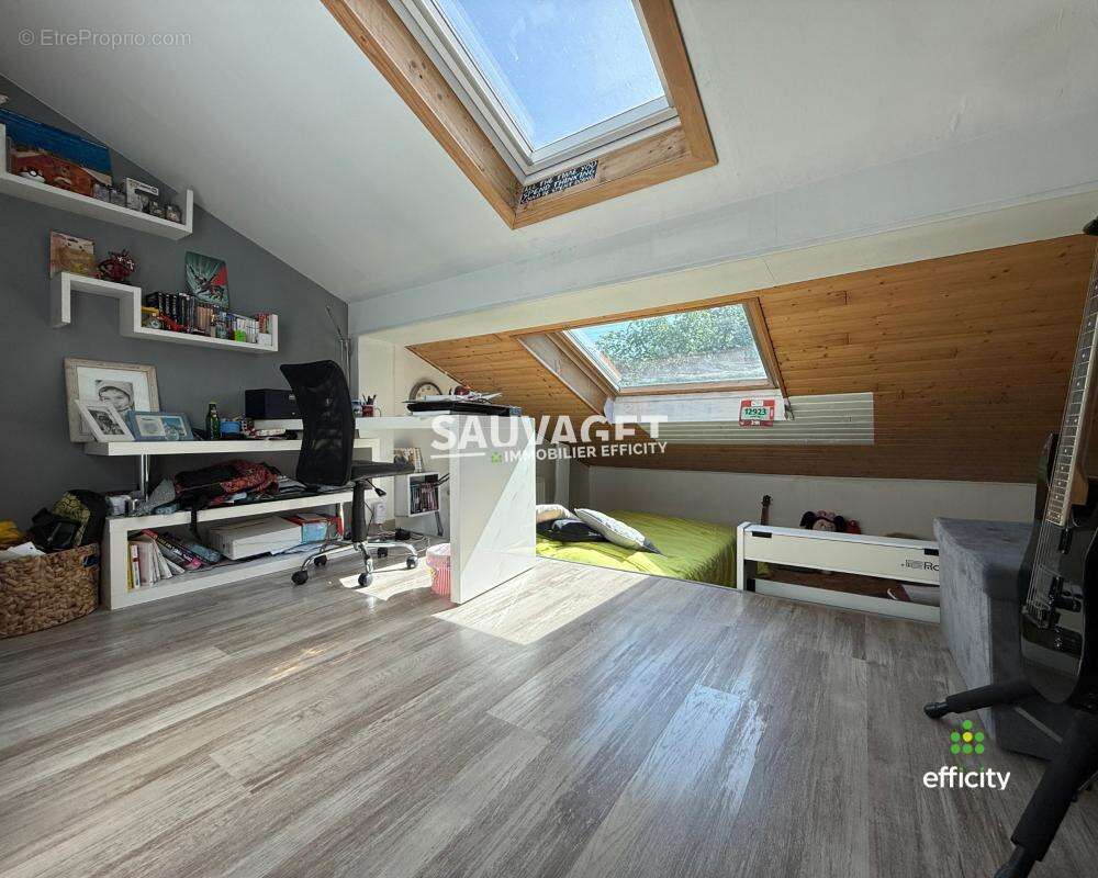 Maison à REIGNIER