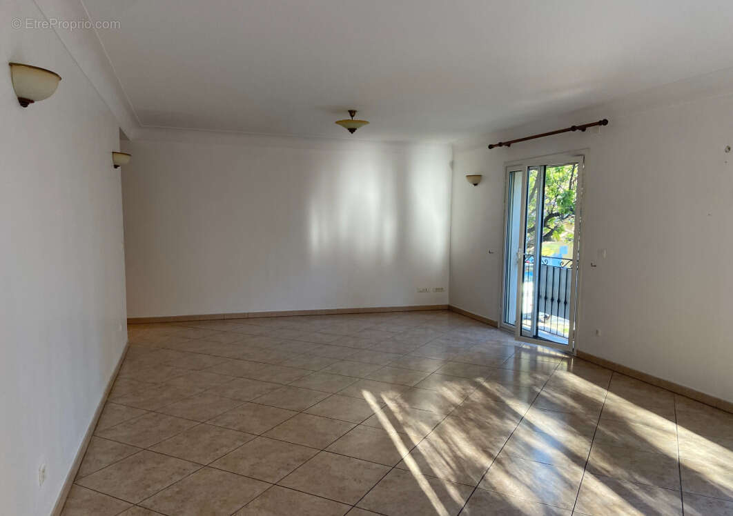 Appartement à CABRIES