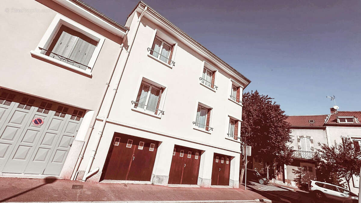 Appartement 107 m² à Vichy  - photo 2