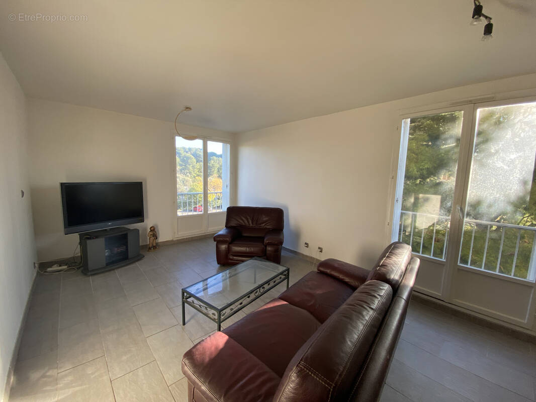 Appartement à MARSEILLE-13E