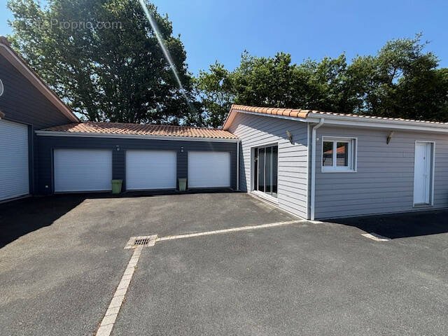 Maison à TALMONT-SAINT-HILAIRE