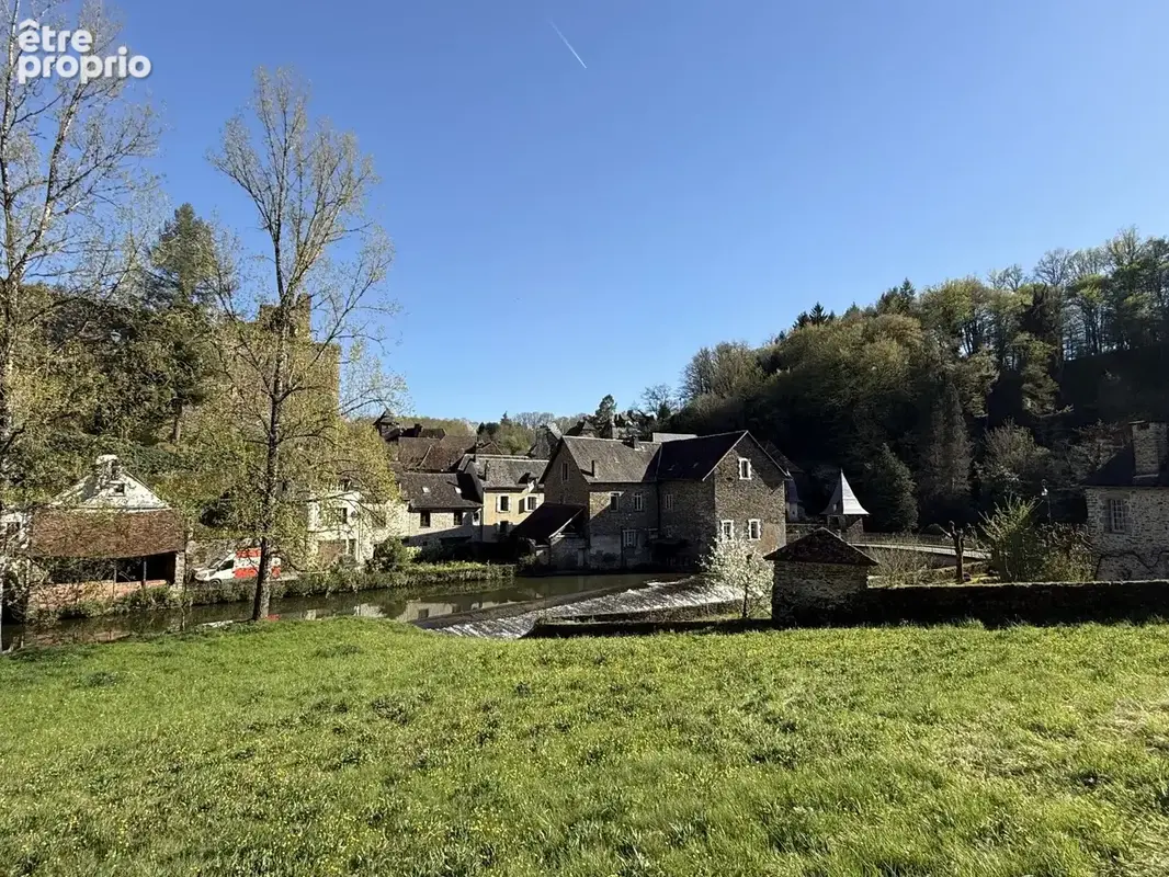 Ségur Le Château, un des plus beaux villages de France - photo 14
