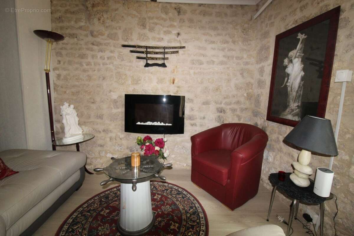 Maison 139 m² à Puyravault  - photo 6