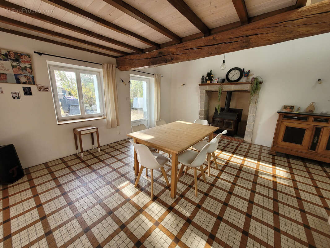 Maison à BRAIN-SUR-L&#039;AUTHION