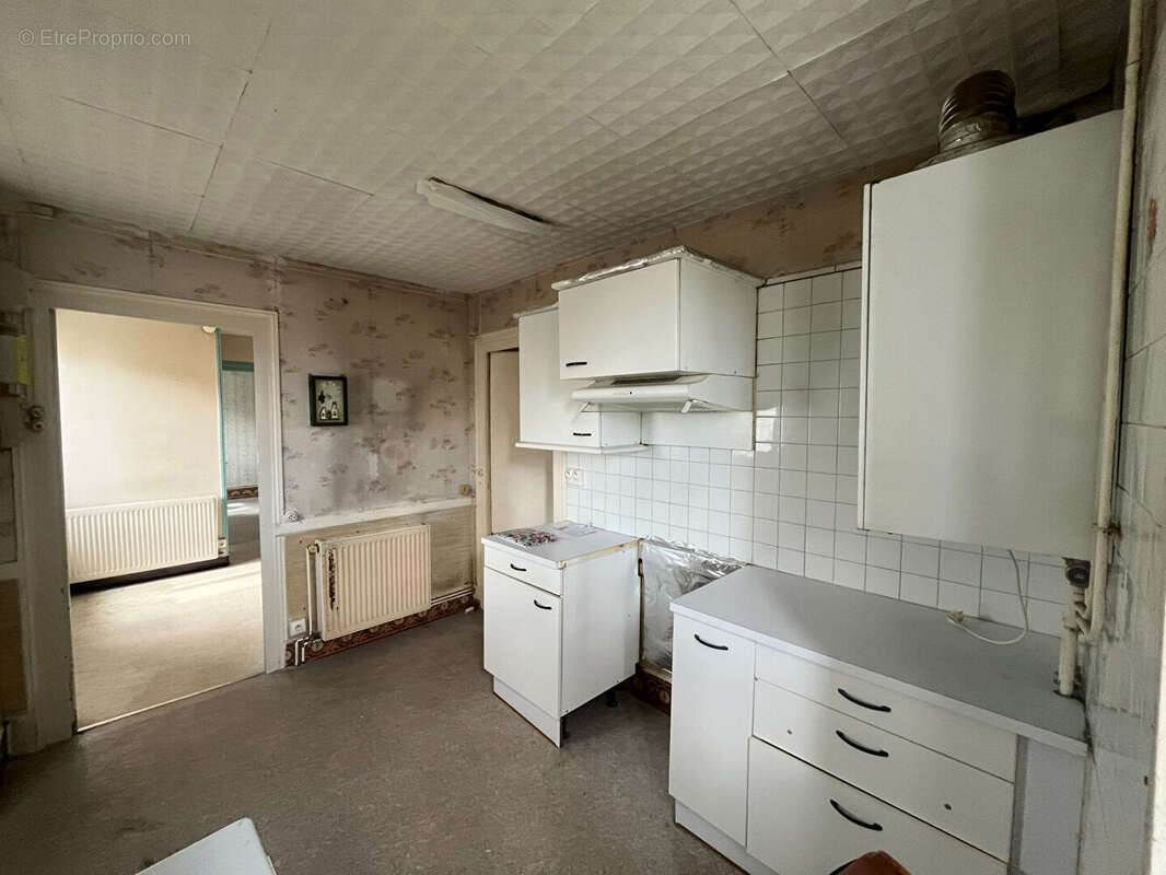 Appartement à ECUISSES