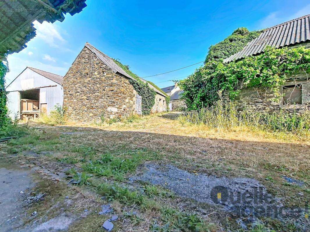 Corps de ferme en pierre à rénover – À 400 mètres de la plage - photo 15