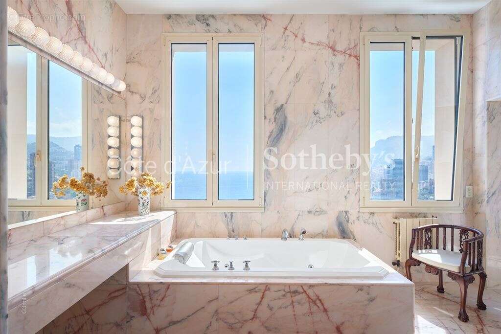 Maison à ROQUEBRUNE-CAP-MARTIN