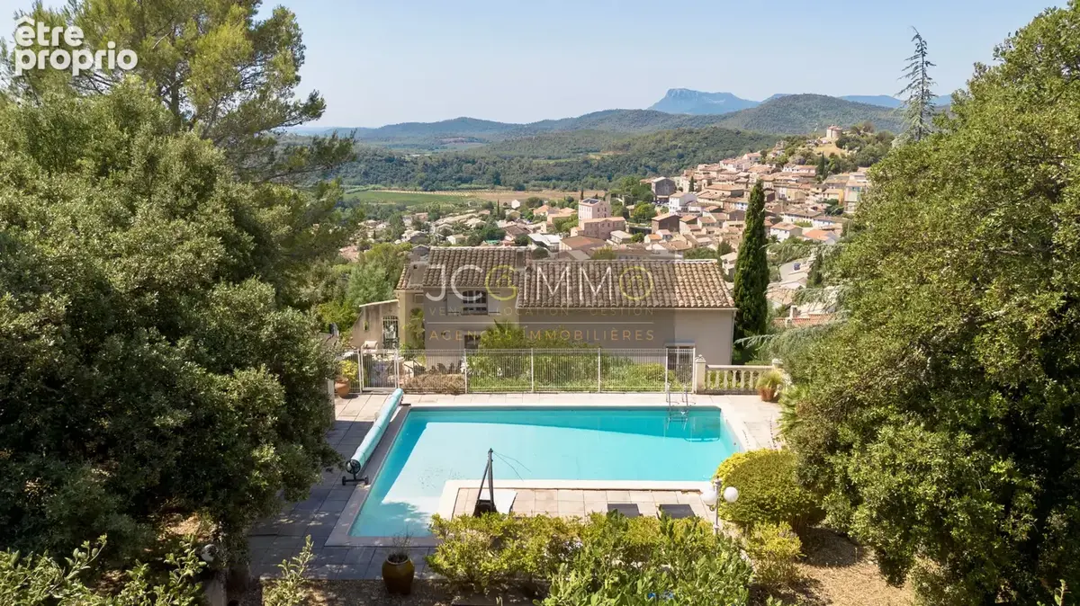 Villa t5 221 m2 hab  - piscine - 1658 m2 de terrain - une vue a couper le souffle - photo 6