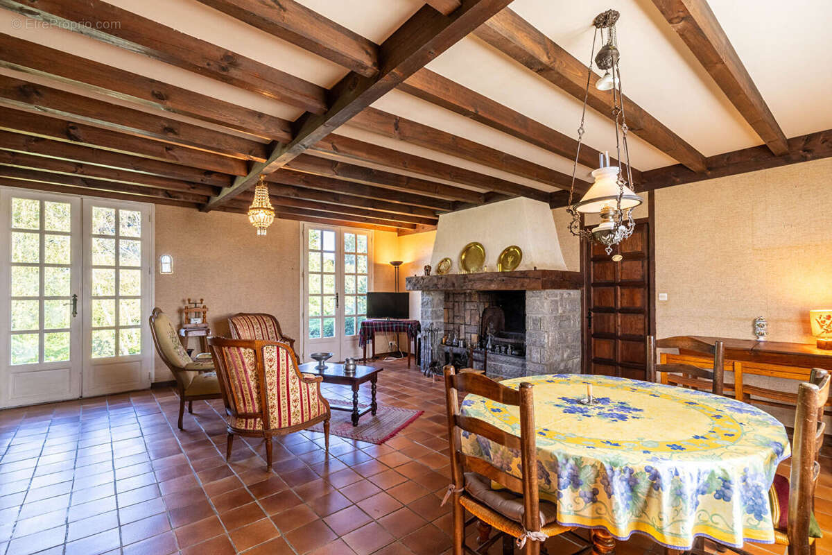 Maison à AIRE-SUR-L'ADOUR