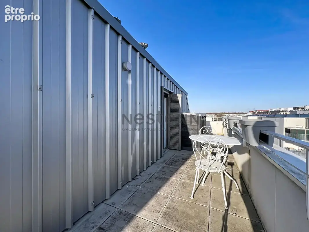 Appartement VAL POMPADOUR (limite CRETEIL) 3 pièces dernier étage avec terrasse! - photo 17