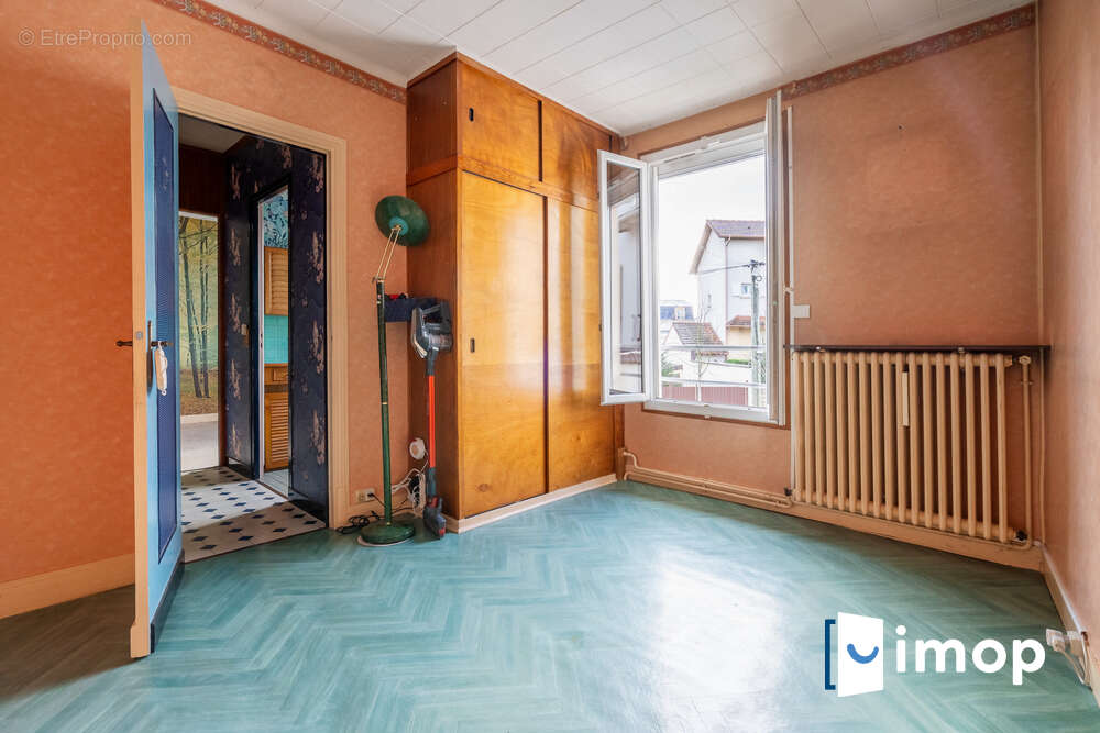 Maison à LES PAVILLONS-SOUS-BOIS