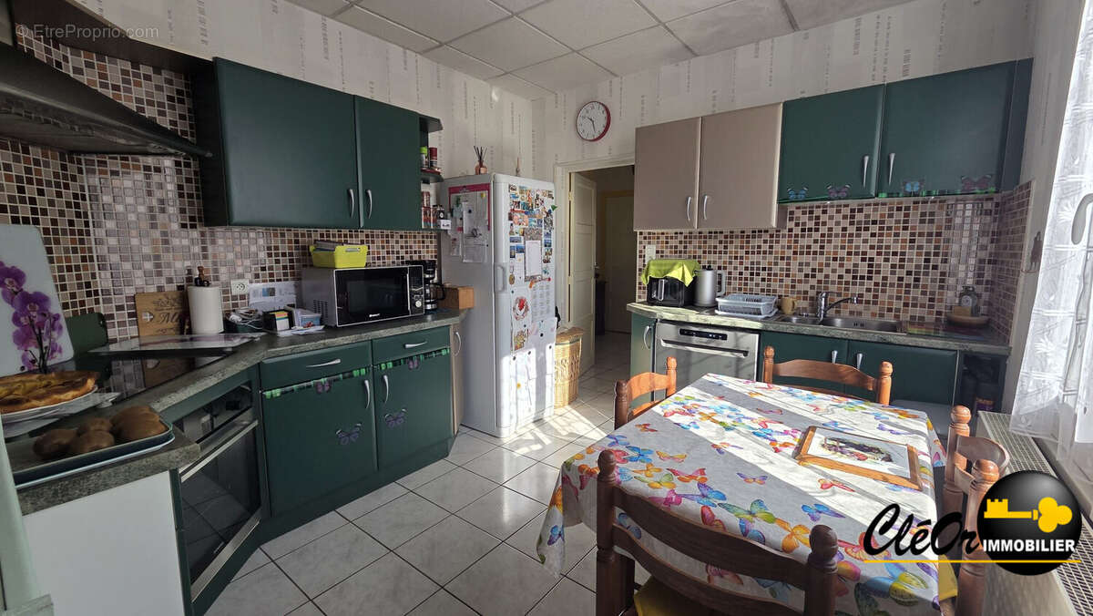 Maison à MERVANS