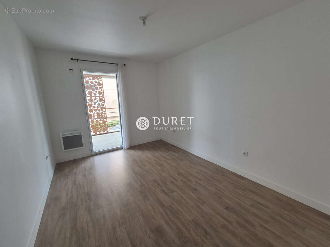Appartement 61 m² à La Roche-Sur-Yon  - photo 4