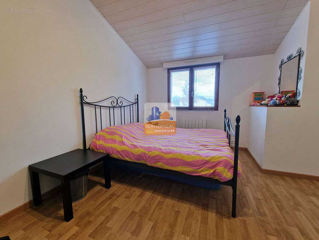 Maison à BOUGUENAIS