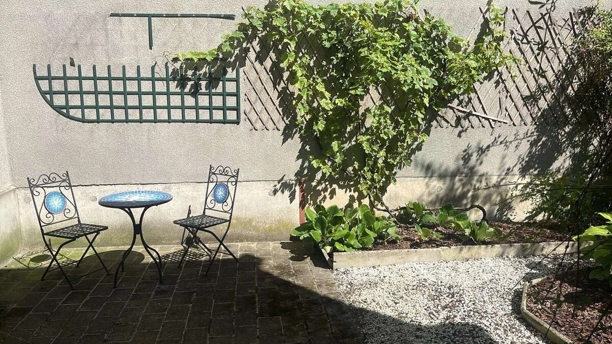 Appartement 70 m² à Reims  - photo 6