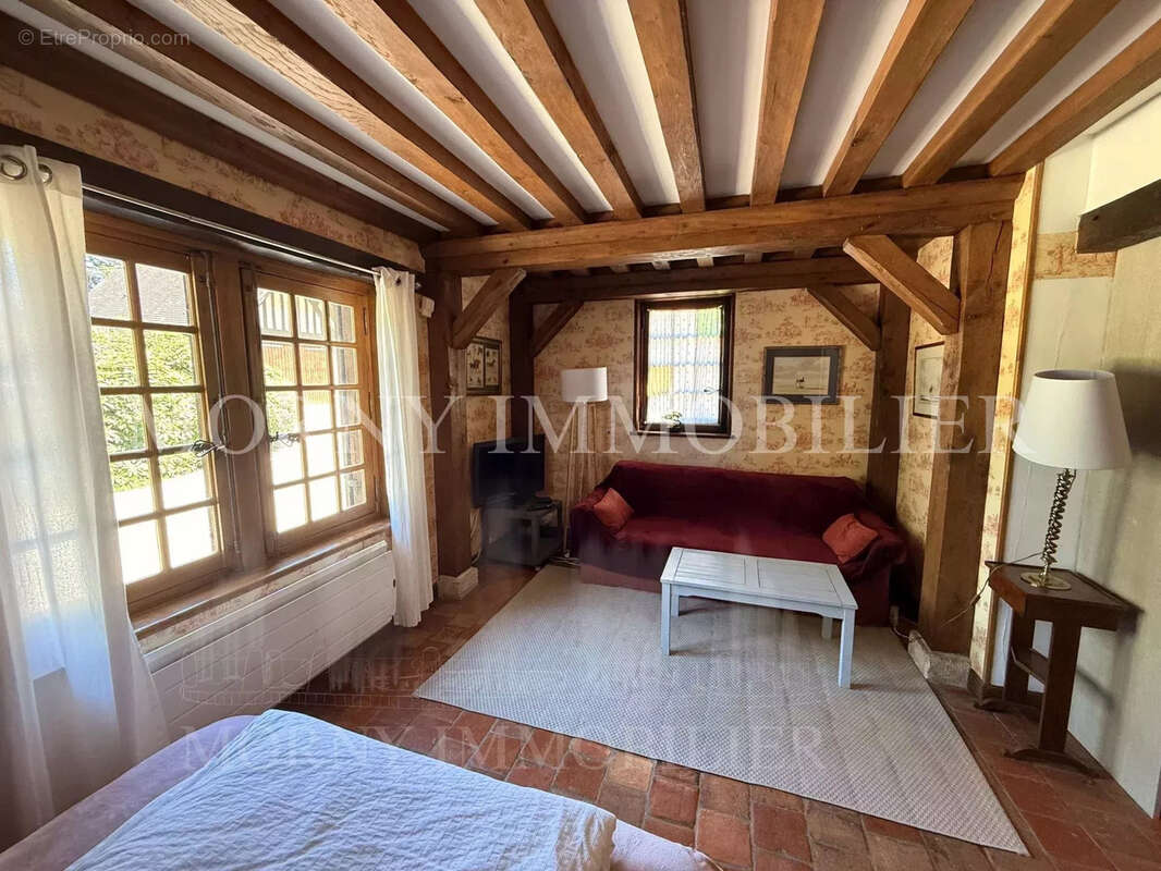 Maison à PONT-L&#039;EVEQUE