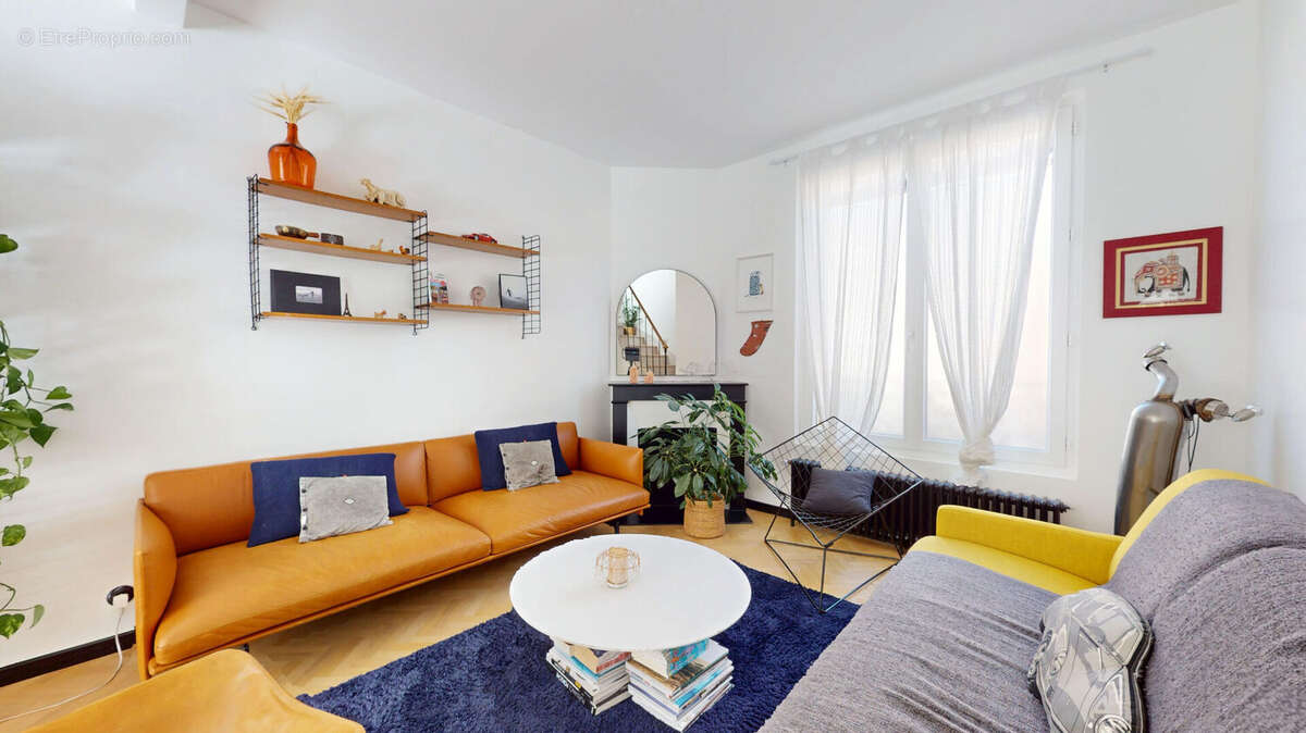 Maison à SAINT-DENIS