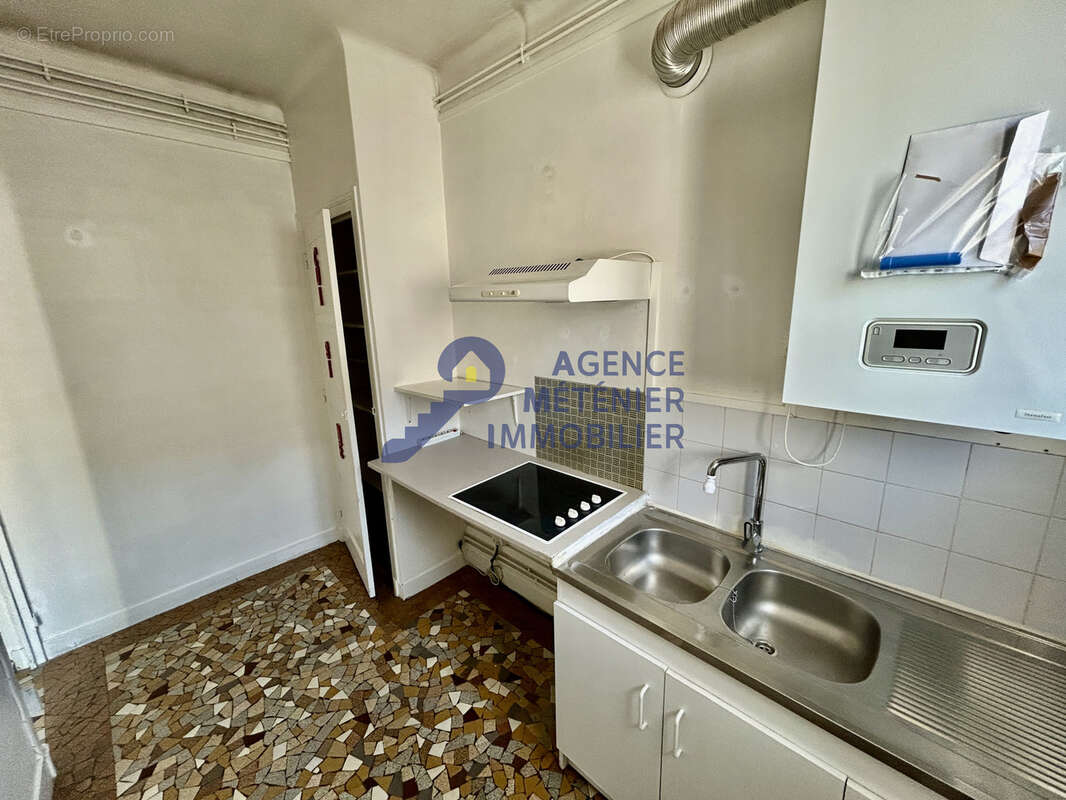 VICHY - appartement de type f2 proche de toutes commodités - photo 7