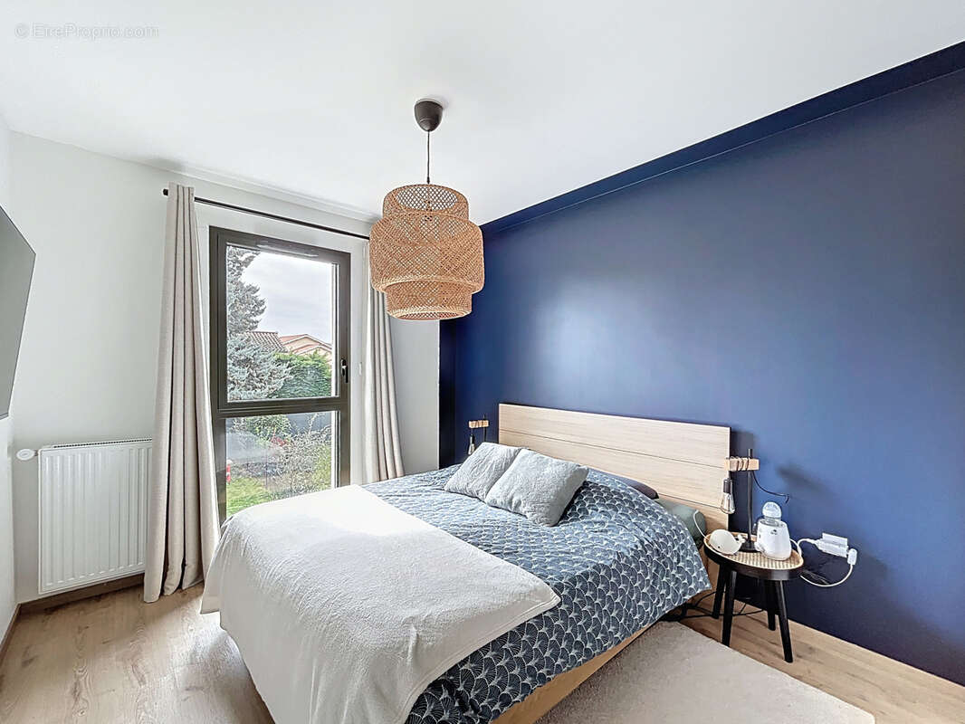 Appartement à MORNANT