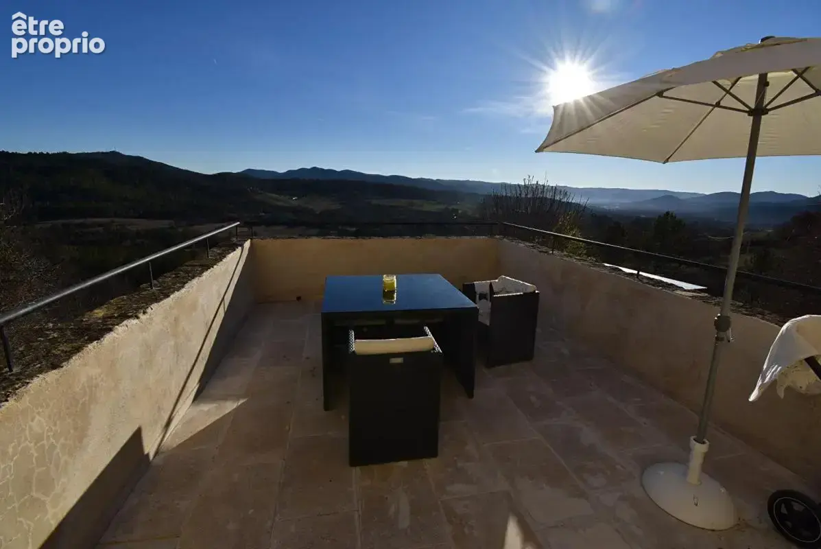 Appartement de standing avec terrasse - photo 2