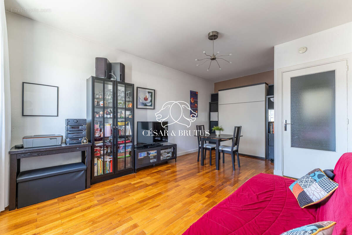Appartement 32 m² à Lyon-8e  - photo 4