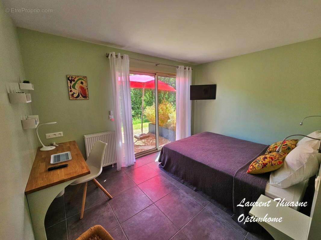 Maison 7 pièces 5 chambres avec deux gîtes au calme - photo 19