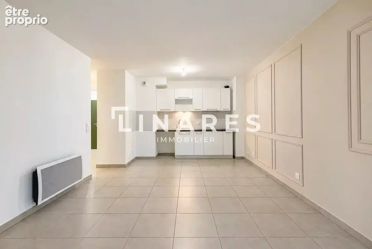 Appartement à MARSEILLE-9E