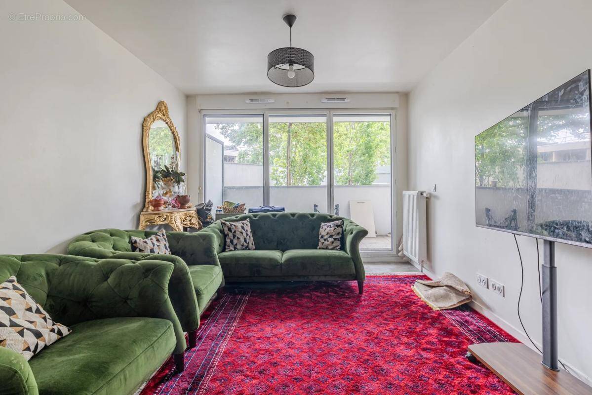 Appartement à LA COURNEUVE