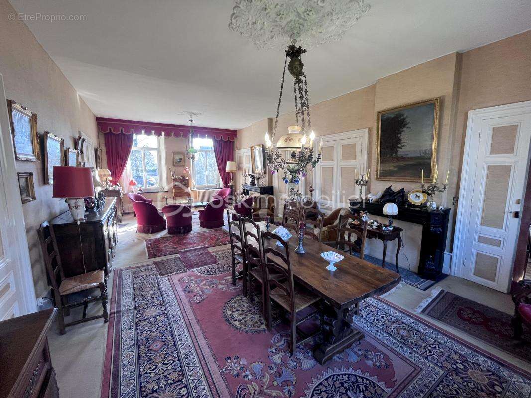 Maison à FERRIERE-LA-GRANDE