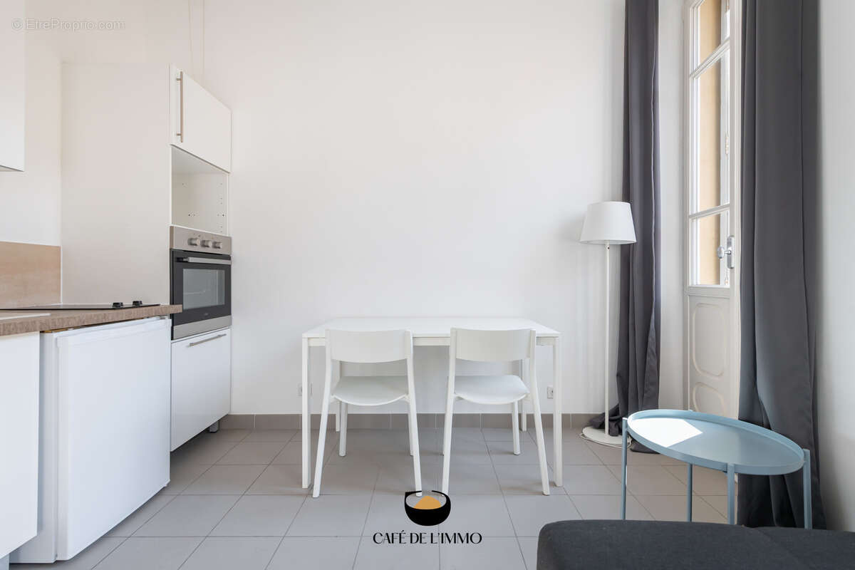 Appartement à MARSEILLE-2E