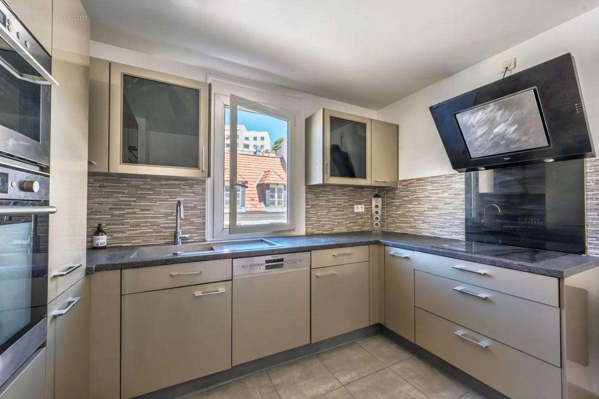 Appartement à SEVRES