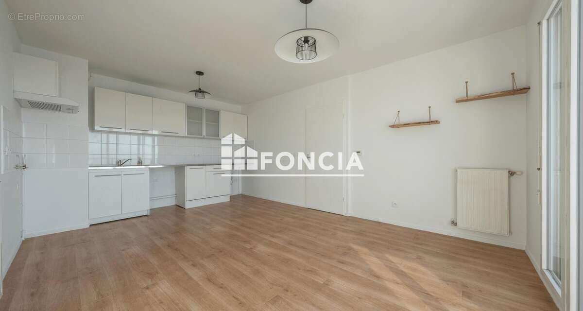 Appartement à CENON