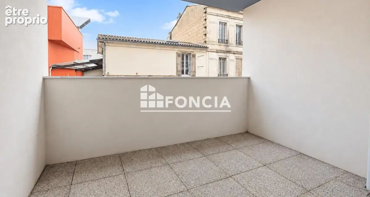 Bordeaux – chartrons  t3 traversant de 67 m² avec loggia et parking couvert - photo 7