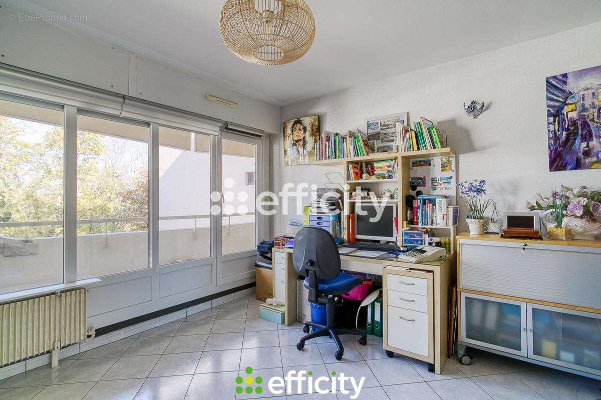 Appartement à LYON-9E