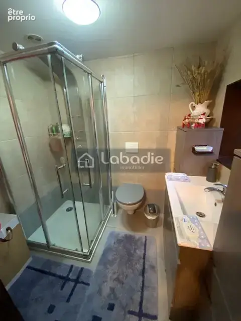 Maison en excellent etat, pleine de charme, terrain de 2000m2. - photo 9