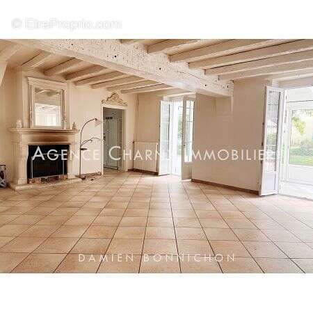 Maison à DAMMARIE-SUR-LOING