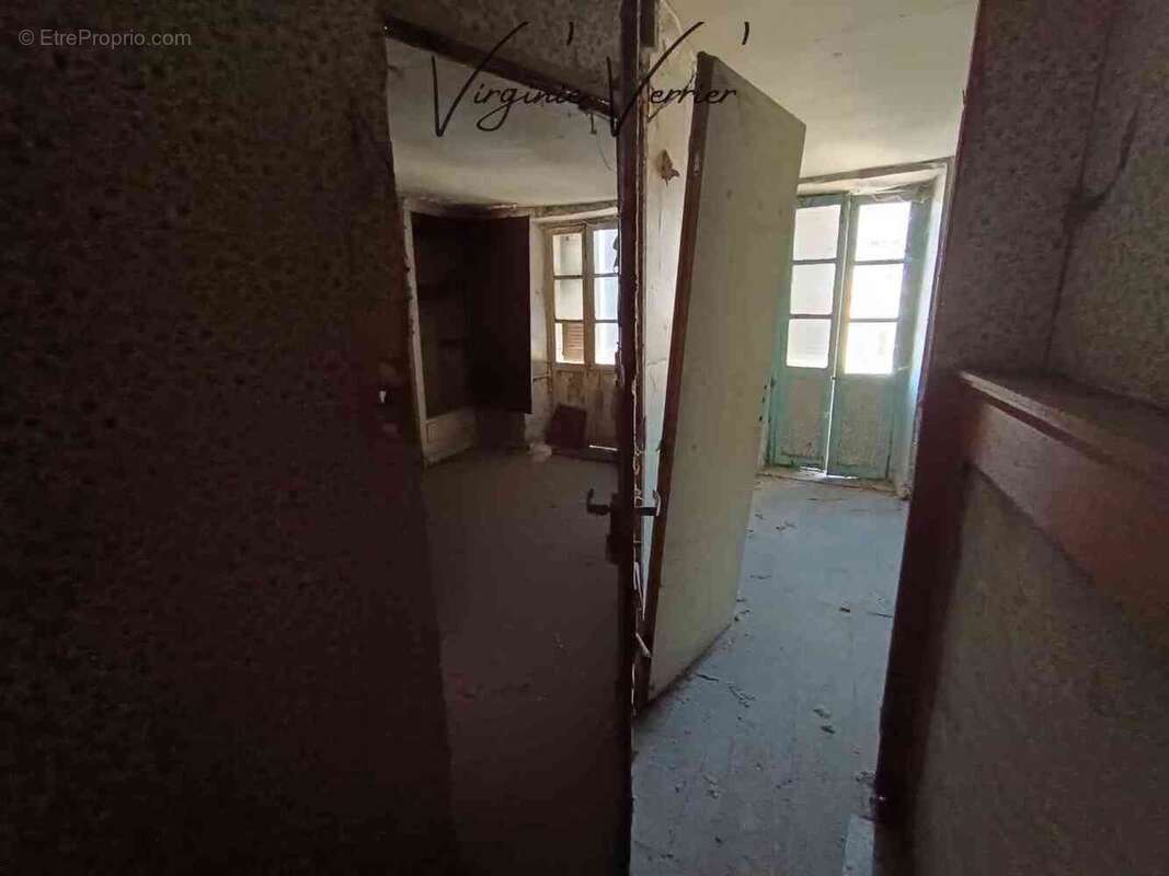 Appartement à TERRASSON-LAVILLEDIEU