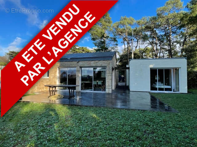 Maison à LARMOR-BADEN