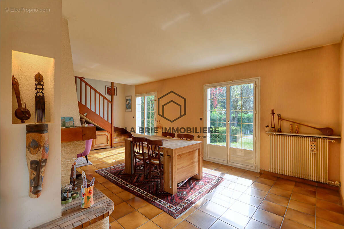 Maison à MAROLLES-EN-BRIE