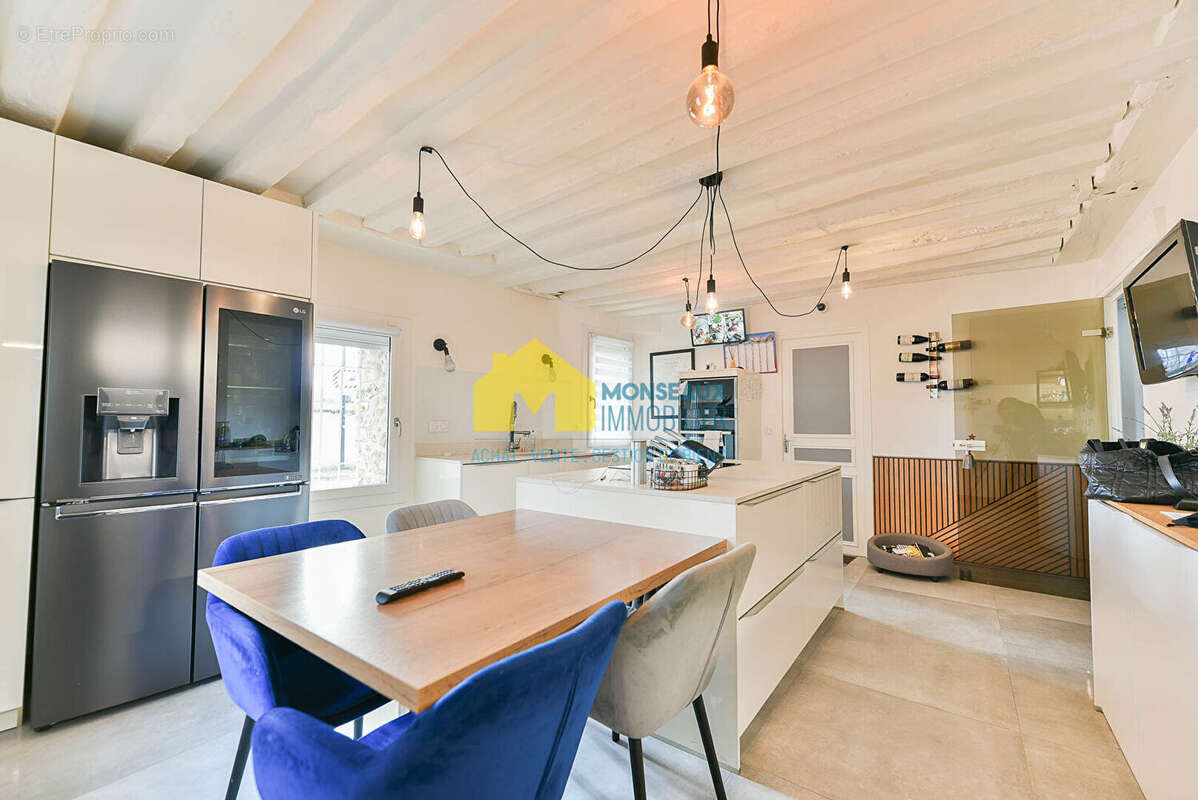 Maison Linas 290 M² - photo 4