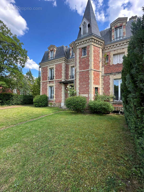 Appartement à MAISONS-LAFFITTE