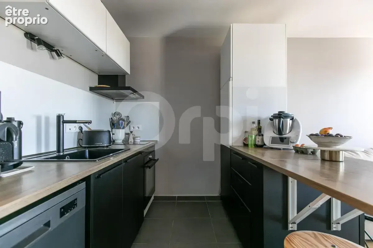 Nogent-sur-Marne – 2 pièces de 42 m², RER A, parking, vue dégagée sur Paris et le Bois de Vincennes - photo 5