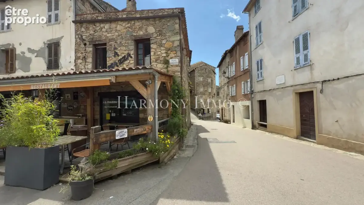 Appartement refait à neuf dans maison de caractère en Corse du Sud - photo 16