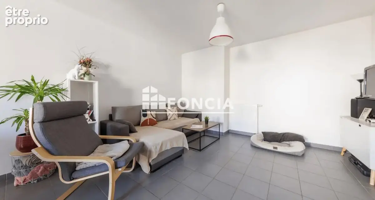 - Résidence le Domaine centre-ville -T3 65 m² - photo 4