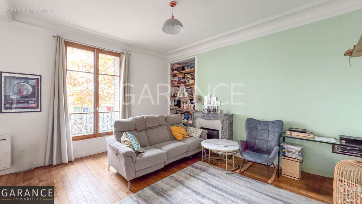 Appartement à PARIS-12E