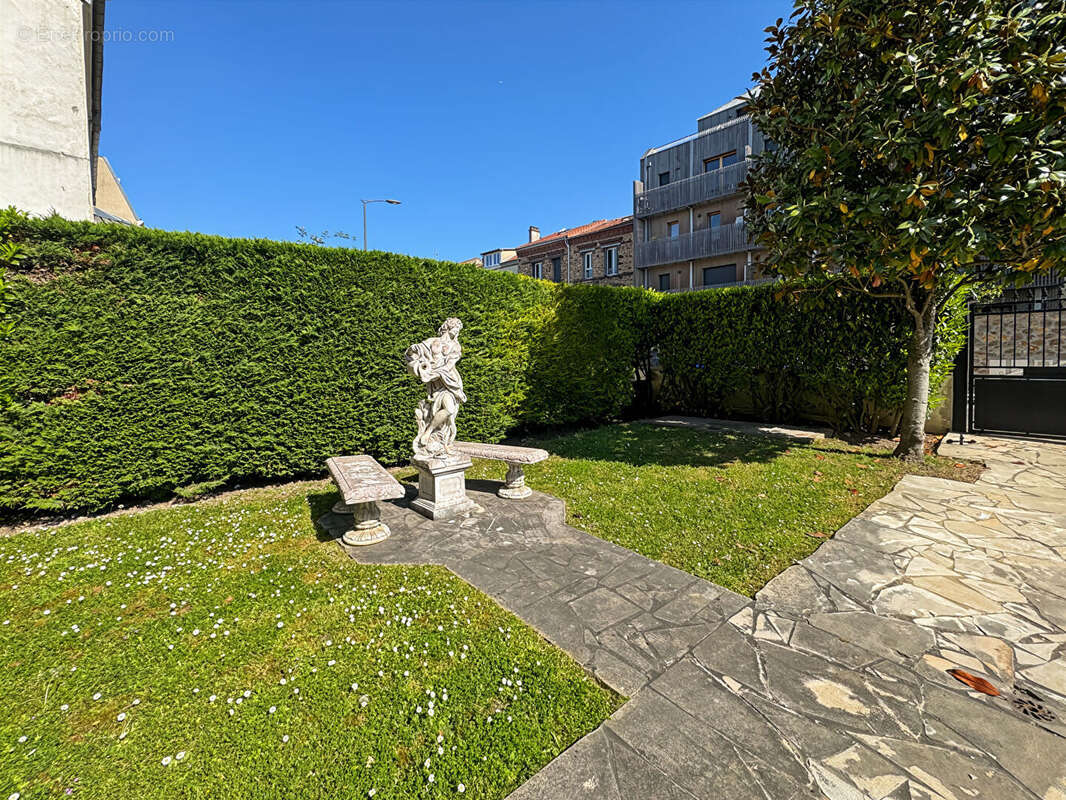 Appartement à ROSNY-SOUS-BOIS