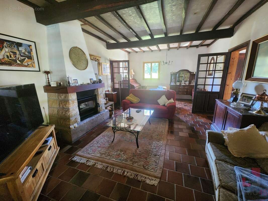 Maison à PRAYSSAC