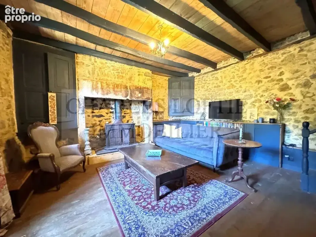 Ferme restaurée sur 1,4 ha de terrain - photo 17