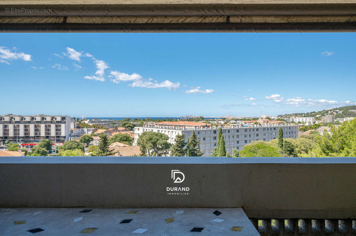 Appartement à MARSEILLE-8E