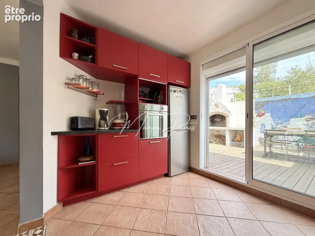 Maison 91 m² à Saint-Esteve  - photo 6